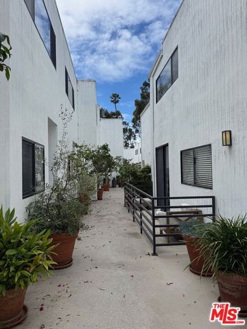 2500 Abbot Kinney Boulevard 6, Venice, CA 90291