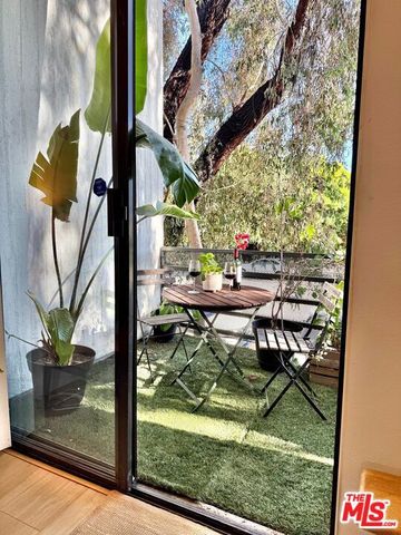 2500 Abbot Kinney Boulevard 6, Venice, CA 90291