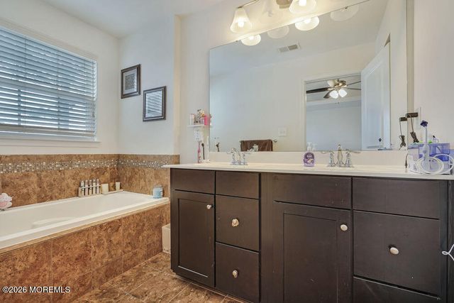 407 Susquehanna Street 1207, Toms River, NJ 08755