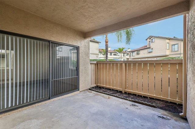 3661 Avocado Village Ct 115, La Mesa, CA 91941