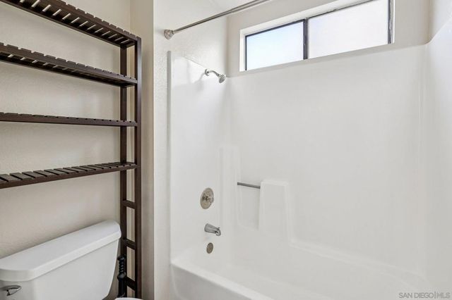 3661 Avocado Village Ct 115, La Mesa, CA 91941