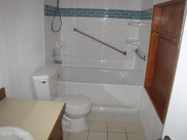 9946 E Leila Drive, Tucson, AZ 85730