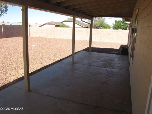 9946 E Leila Drive, Tucson, AZ 85730