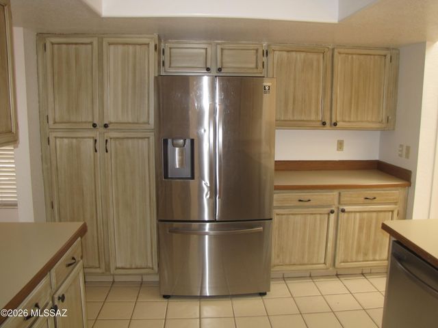 9946 E Leila Drive, Tucson, AZ 85730