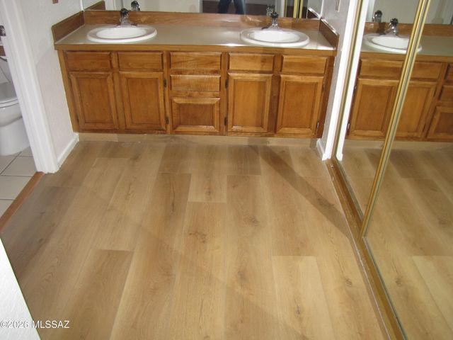 9946 E Leila Drive, Tucson, AZ 85730
