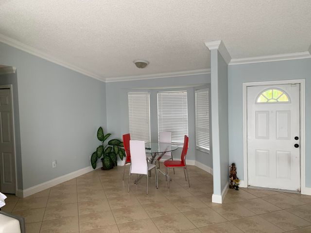 22258 SW 98TH Place ., Cutler Bay, FL 33190