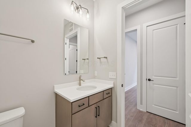 2867 Kobuk Drive, 201, Columbus, OH 43228