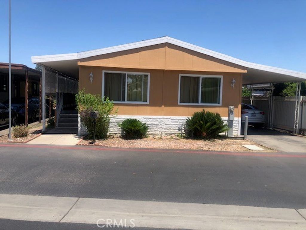 16600 Downey Avenue 115, Paramount, CA 90723