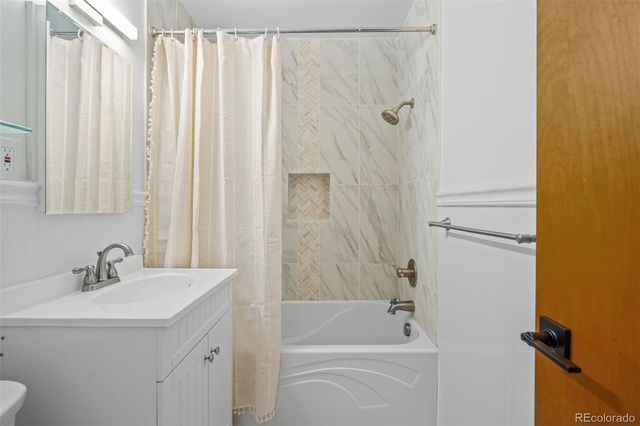 1175 N Emerson Street 305, Denver, CO 80218