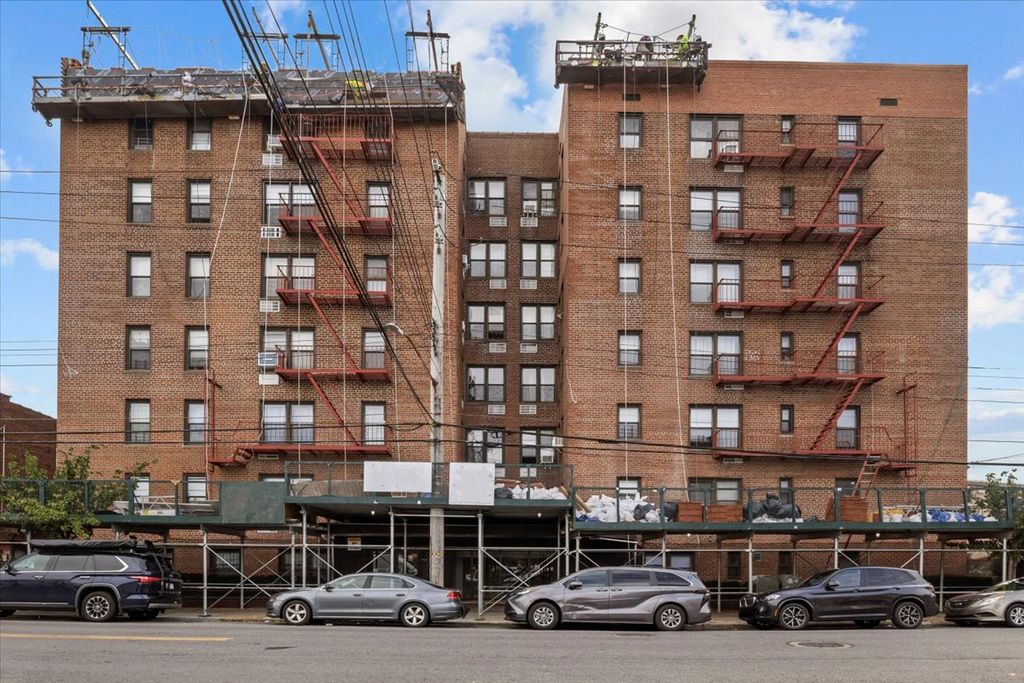 2330 Voorhies Ave Apt Lc, New York City, NY 11235