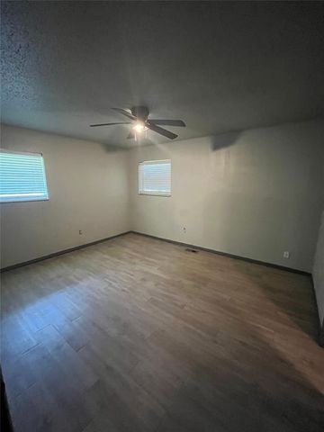 3604 N Willow Springs Drive, Oklahoma City, OK 73112