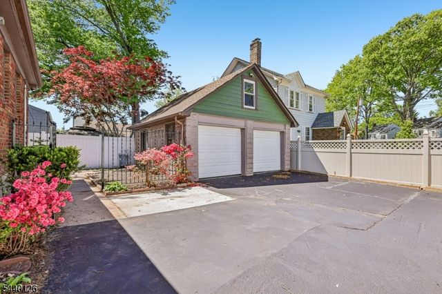 423 E Lincoln Ave, Roselle Park Boro, NJ 07204