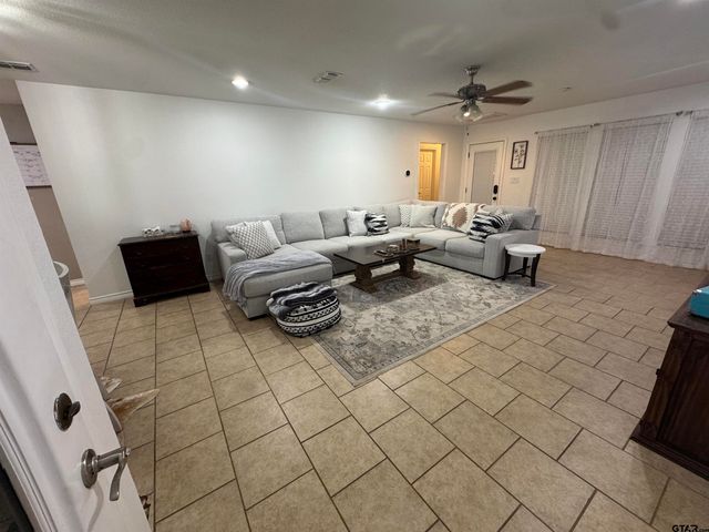 508 County Road 2147, Troup, TX 75789