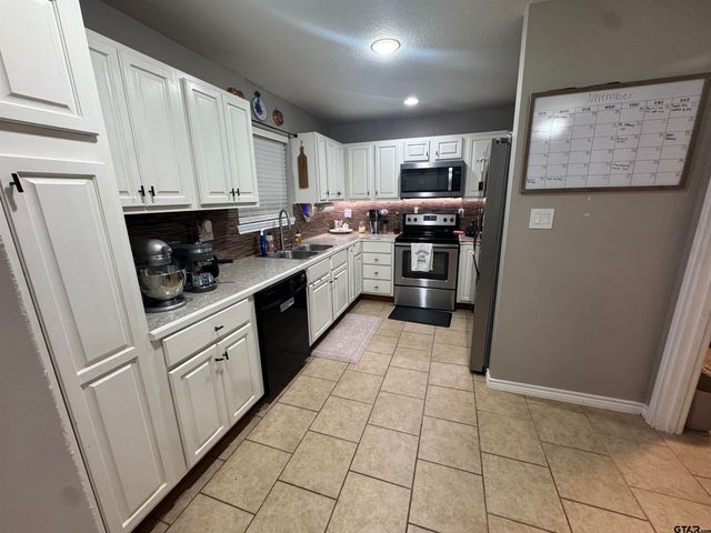 508 County Road 2147, Troup, TX 75789