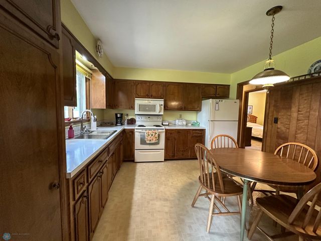 2526 Willow Road N, Fargo, ND 58102