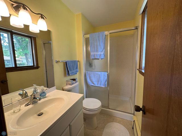2526 Willow Road N, Fargo, ND 58102