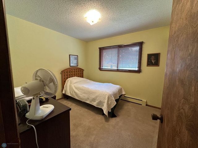 2526 Willow Road N, Fargo, ND 58102
