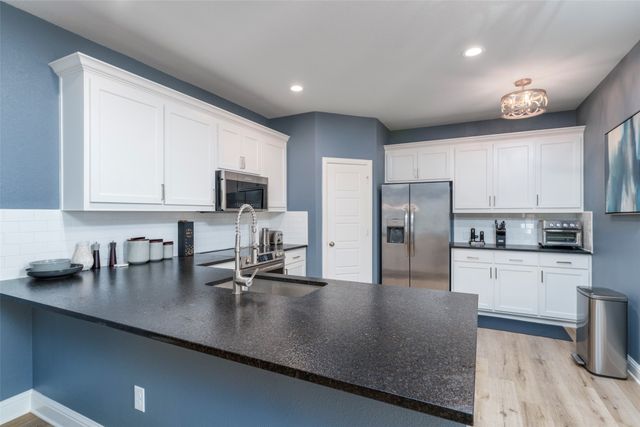 4215 Swinley Forest Drive, Arlington, TX 76017