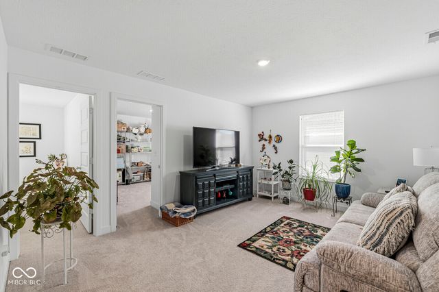 1308 Turnbridge Wells, Avon, IN 46123