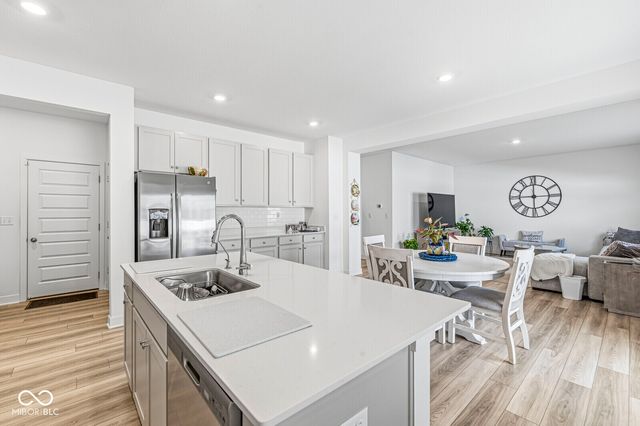 1308 Turnbridge Wells, Avon, IN 46123