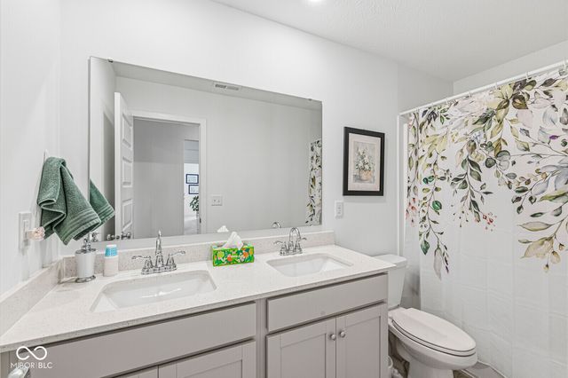 1308 Turnbridge Wells, Avon, IN 46123