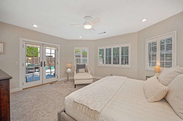 2945 27th St, Sacramento, CA 95818