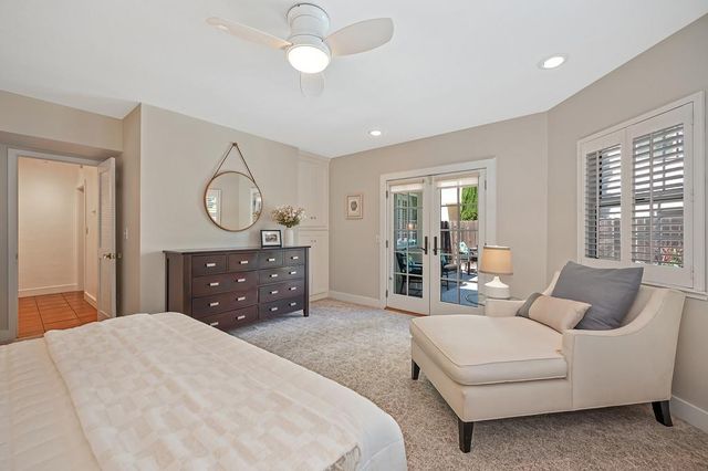 2945 27th St, Sacramento, CA 95818