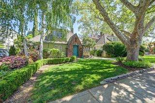 2945 27th St, Sacramento, CA 95818