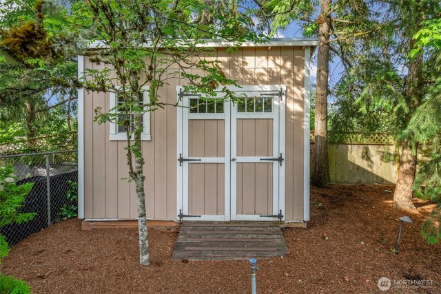134 160th Place SE, Bellevue, WA 98008