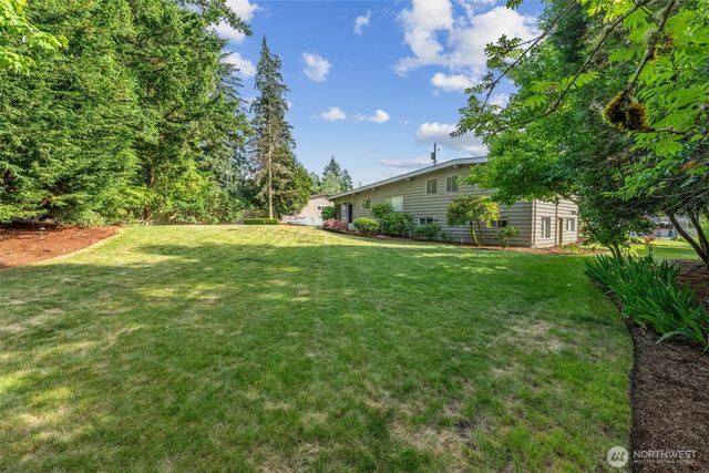 134 160th Place SE, Bellevue, WA 98008
