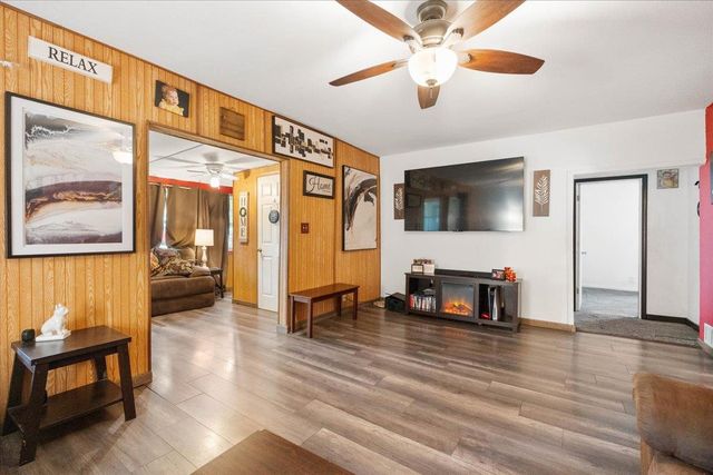 116 E Randolph Street, Stoughton, WI 53589