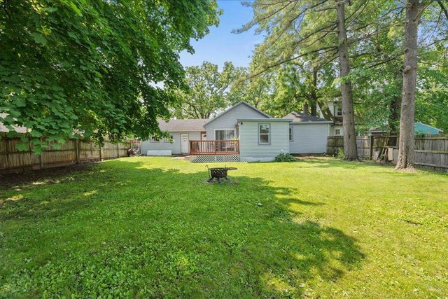 116 E Randolph Street, Stoughton, WI 53589