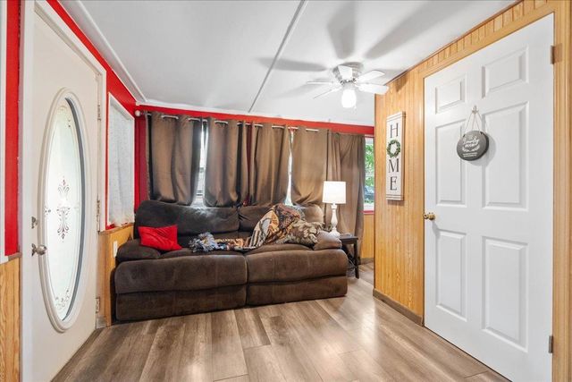 116 E Randolph Street, Stoughton, WI 53589
