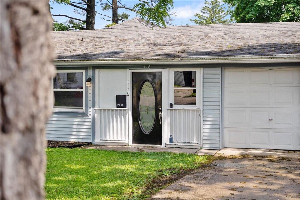 116 E Randolph Street, Stoughton, WI 53589