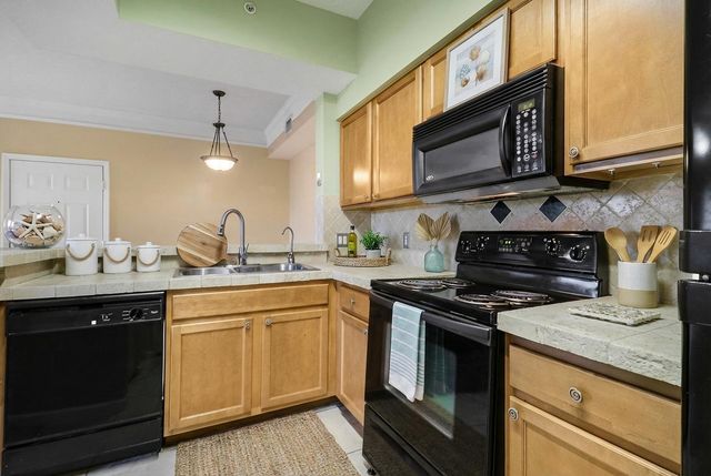 2309 Myrtlewood Circle E 2309, Palm Beach Gardens, FL 33418