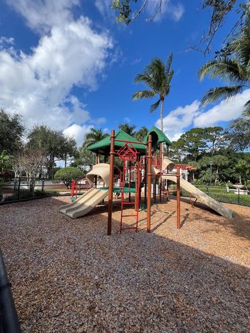 2309 Myrtlewood Circle E 2309, Palm Beach Gardens, FL 33418
