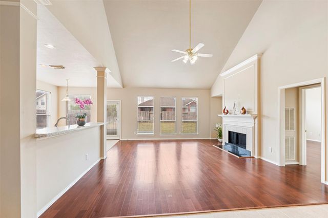 7218 Broadelm Drive, Houston, TX 77095