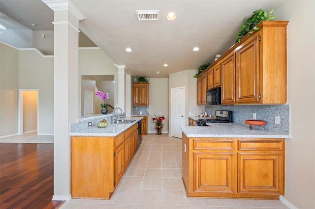 7218 Broadelm Drive, Houston, TX 77095