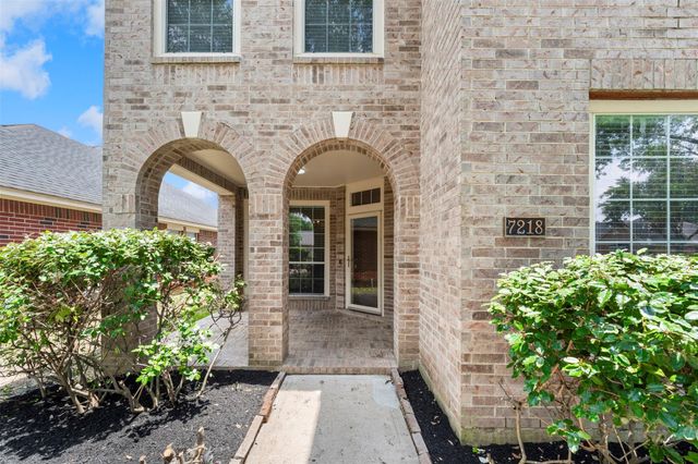 7218 Broadelm Drive, Houston, TX 77095