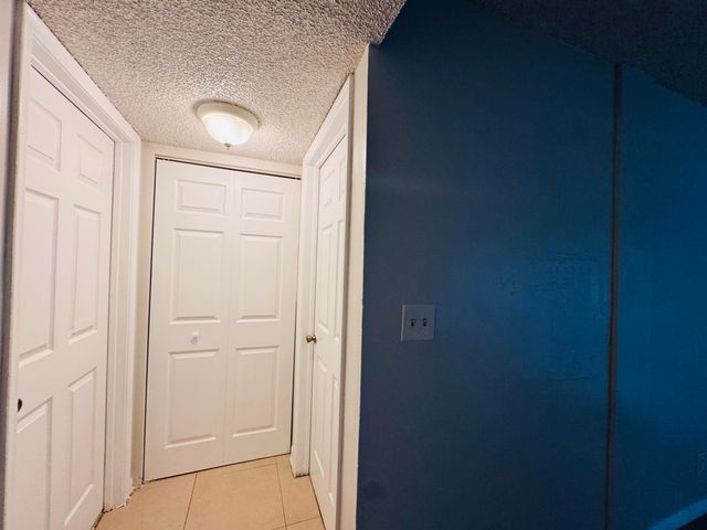 2050 N CONGRESS Avenue 102, West Palm Beach, FL 33401