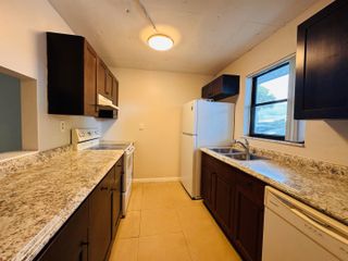 2050 N CONGRESS Avenue 102, West Palm Beach, FL 33401