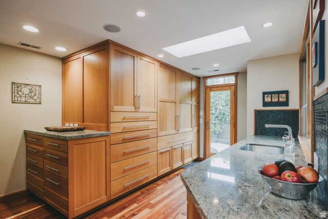 725 E 18TH AVE, Salt Lake City, UT 84103