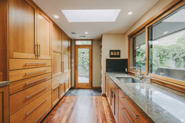 725 E 18TH AVE, Salt Lake City, UT 84103