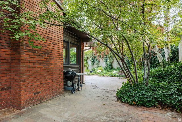 725 E 18TH AVE, Salt Lake City, UT 84103