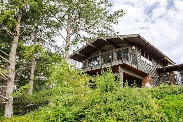 725 E 18TH AVE, Salt Lake City, UT 84103