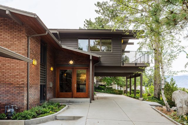 725 E 18TH AVE, Salt Lake City, UT 84103