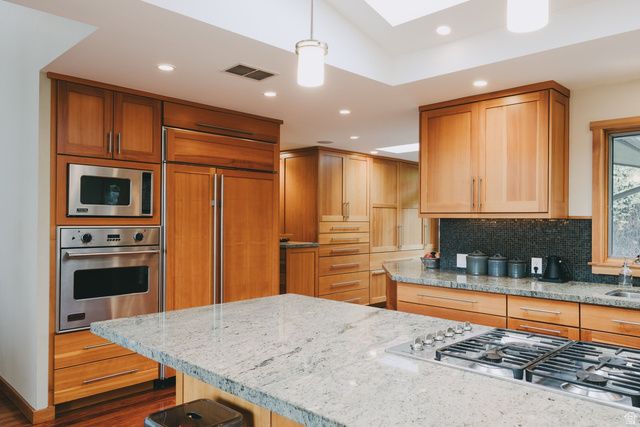 725 E 18TH AVE, Salt Lake City, UT 84103