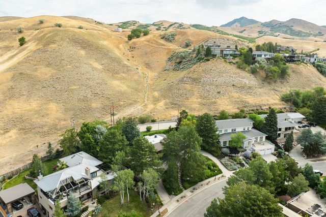725 E 18TH AVE, Salt Lake City, UT 84103