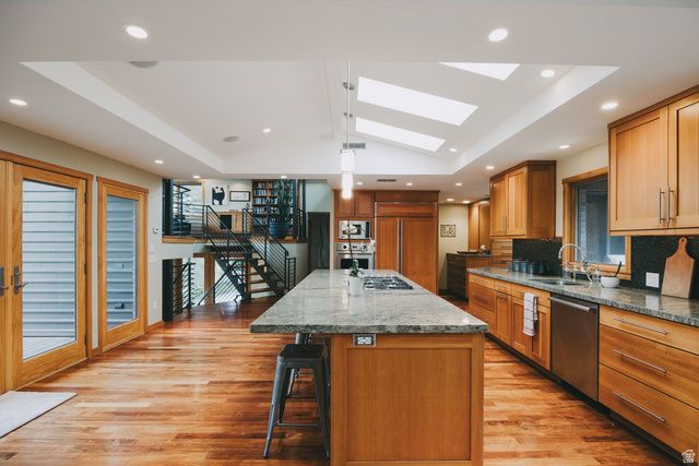 725 E 18TH AVE, Salt Lake City, UT 84103