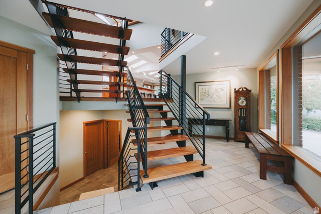 725 E 18TH AVE, Salt Lake City, UT 84103 — photo 4